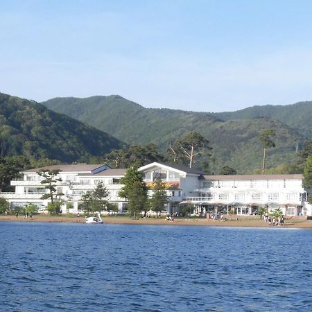 Отель Lakeside Banko Inawashiro Экстерьер фото