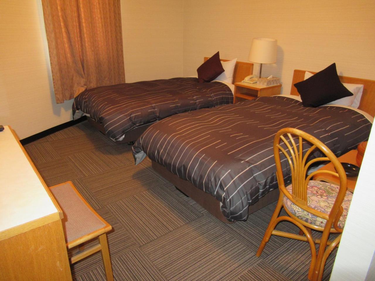 Отель Lakeside Banko Inawashiro Экстерьер фото
