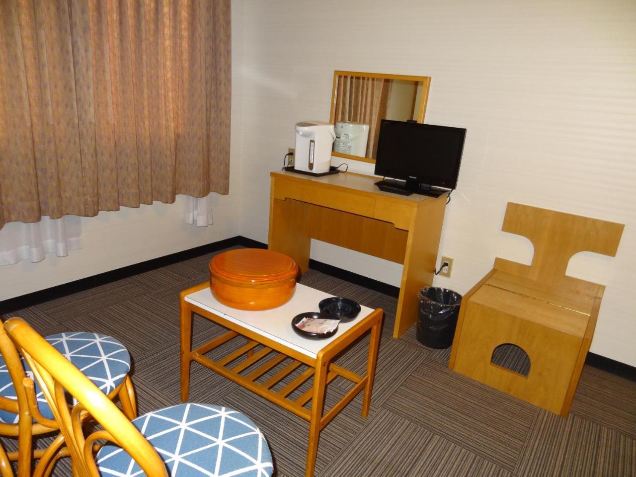 Отель Lakeside Banko Inawashiro Экстерьер фото